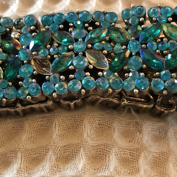 Aurora Borealis Bracelet - Picture 6 of 7